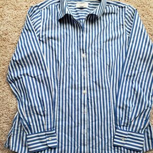 Foxcroft dress shirt wrinkle free size M